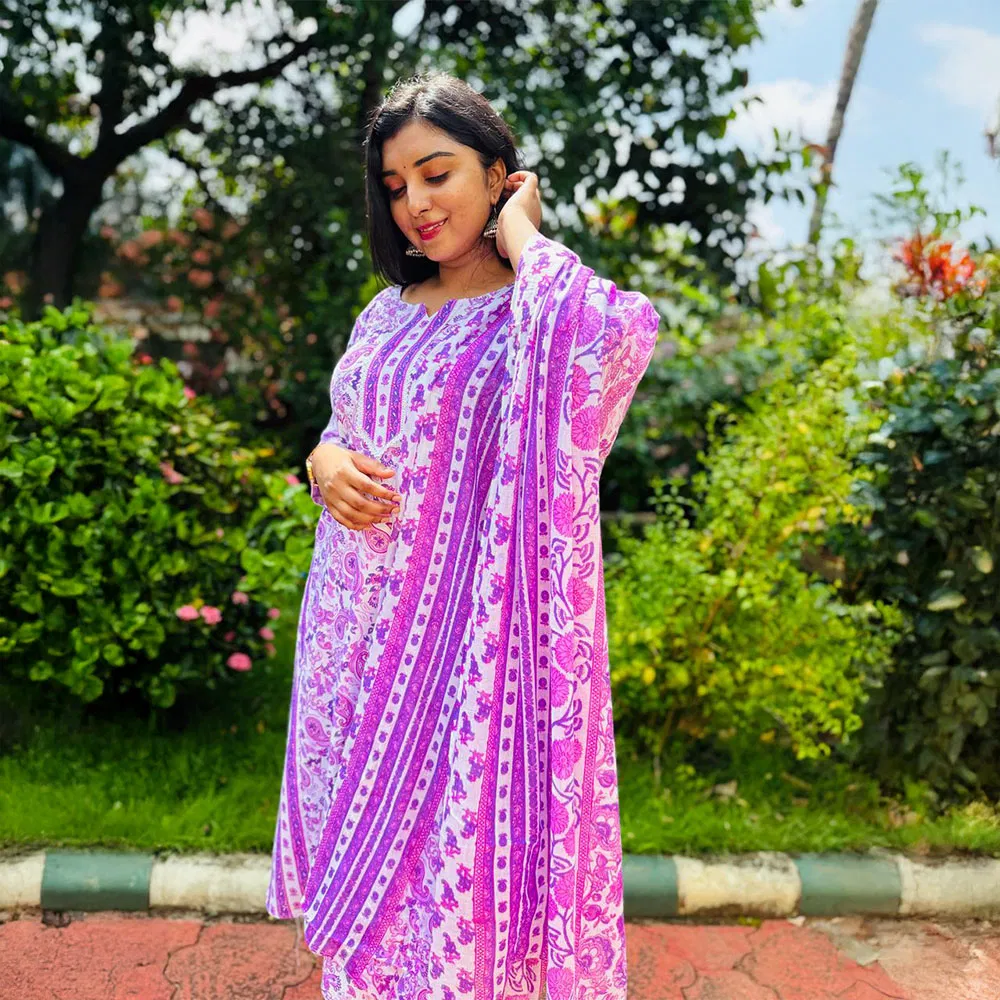 A line cotton kurta suit with pant and dupatta